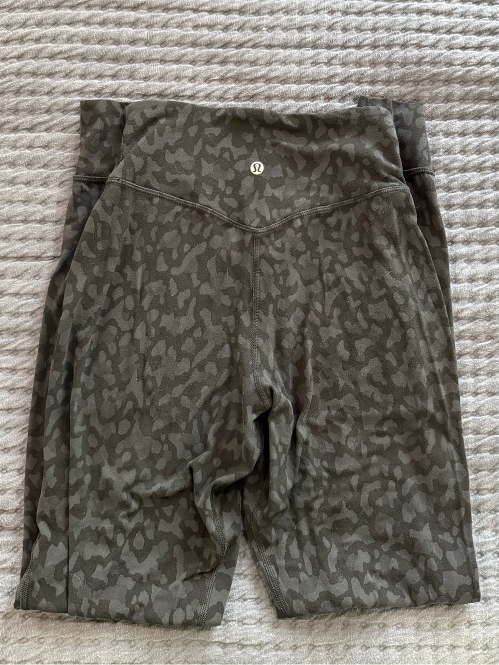 Lululemon Fast and Free High-Rise 25” Leggings Gray Print – Size 2